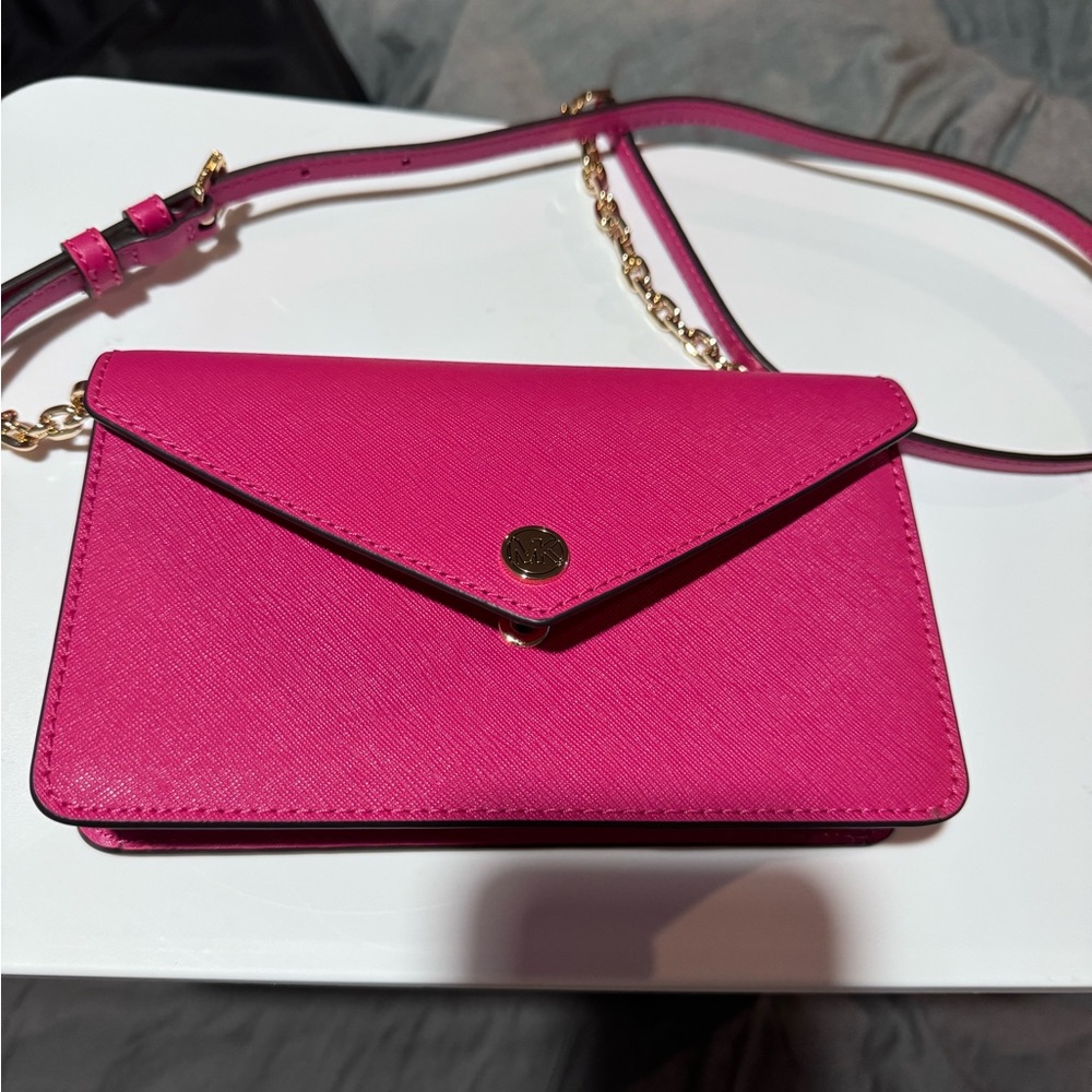 Michael Kors envelope crossbody